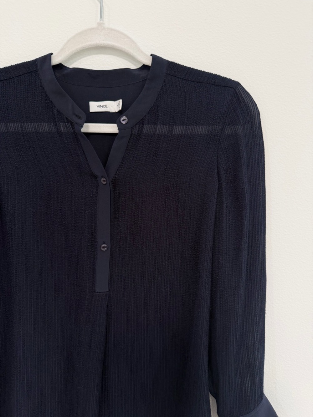 Vince Silk Blend Navy Sheer Blouse Minimalist Luxury Tunic Top Size 4 - Picture 5 of 8